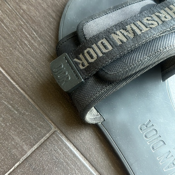 Dio(r)evolution Slide - Picture 2 of 5